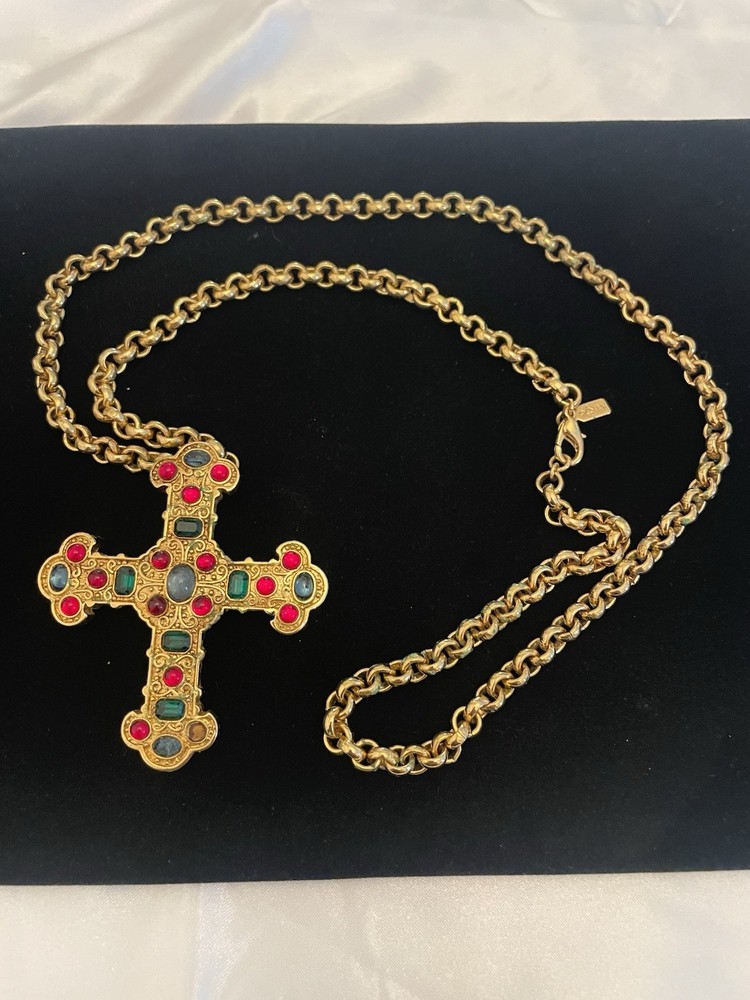Gripoix Maltese Cross NECKLACE Cabochons G-Tone PRINCESS MICHAELA VON HABSBURY