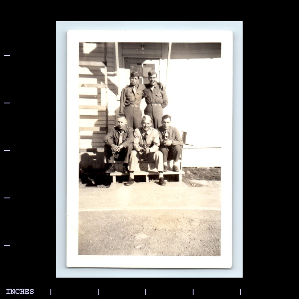 Old Vintage Photo ARMY MEN SOLDIERS AFFECTIONATE