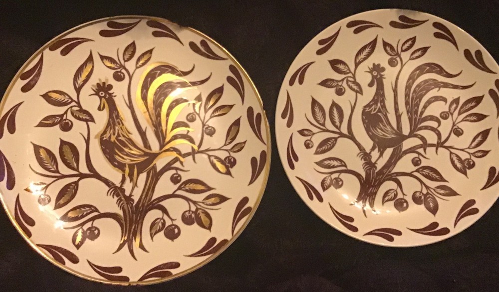 2- Vintage Dinner Plate Chicken, Rooster 10” + 9” , 22K Gold Trim