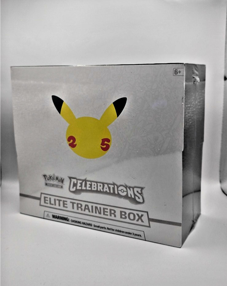 Pokémon TCG: 25th Anniversary Celebrations Elite Trainer Box (2021)