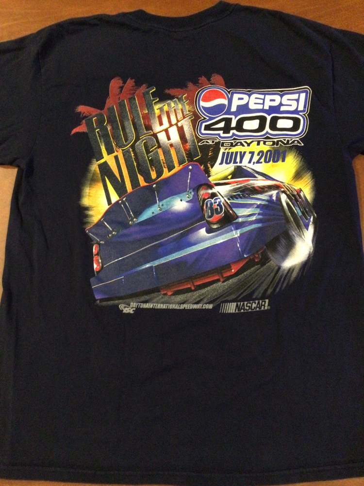 Vintage 2001 PEPSI 400 Daytona NASCAR Racing Large Y2K Graphic Pocket T-Shirt
