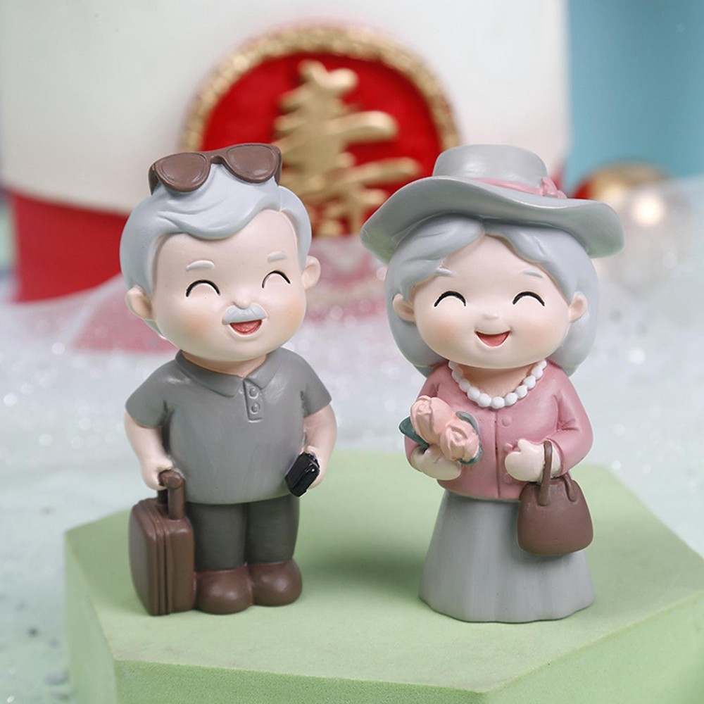 Loving Elderly Couple Figurine Cake Decoration Ornaments for Birthday Decor