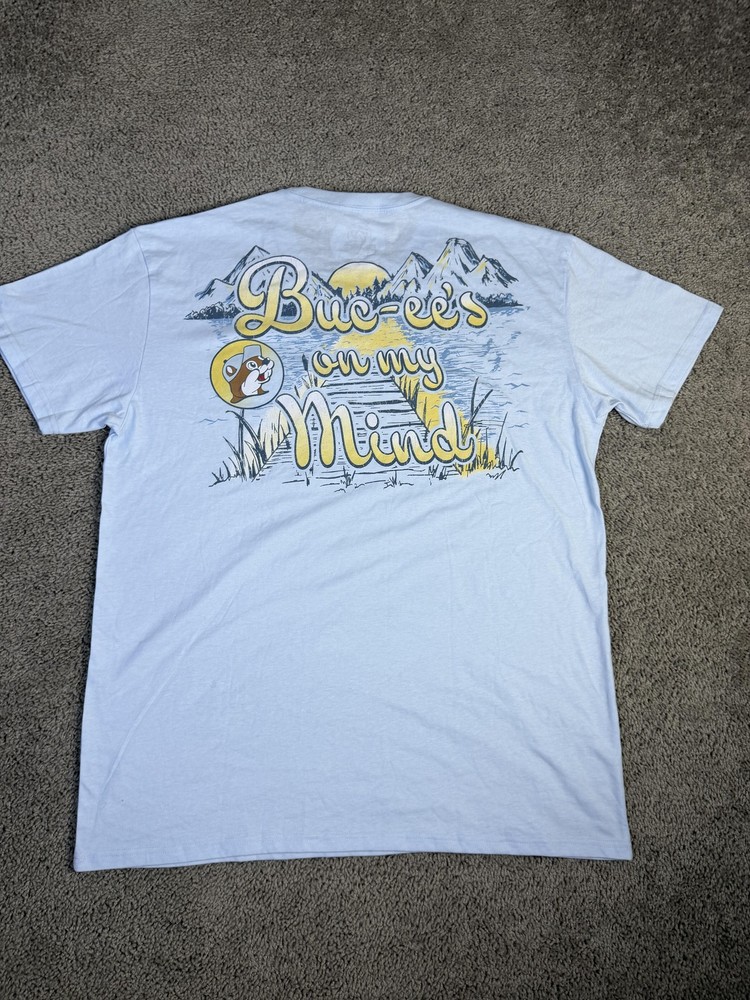 Buc-ee's Shirt Mens XL Blue Short Sleeve Graphic Crew Neck Tagless Cotton
