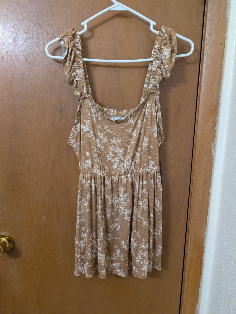 Torrid Women's Floral Sleeveless Blouse Size 1X, Brown And White, Babydoll Style