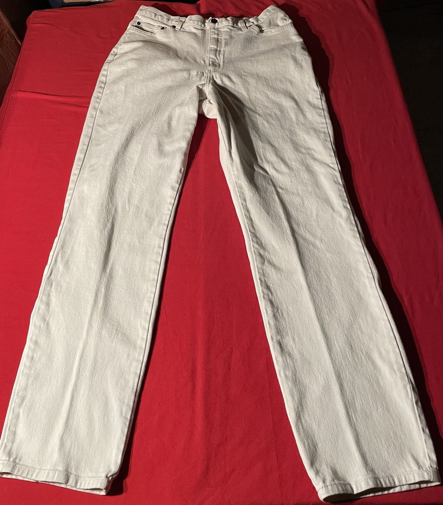 Newport News Jeanology Jeans Women’s size 18 Light Beige Denim Jeans
