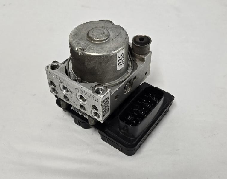 2004-2008 Toyota Sienna ABS Anti-Lock Brake Pump Module Assembly OEM