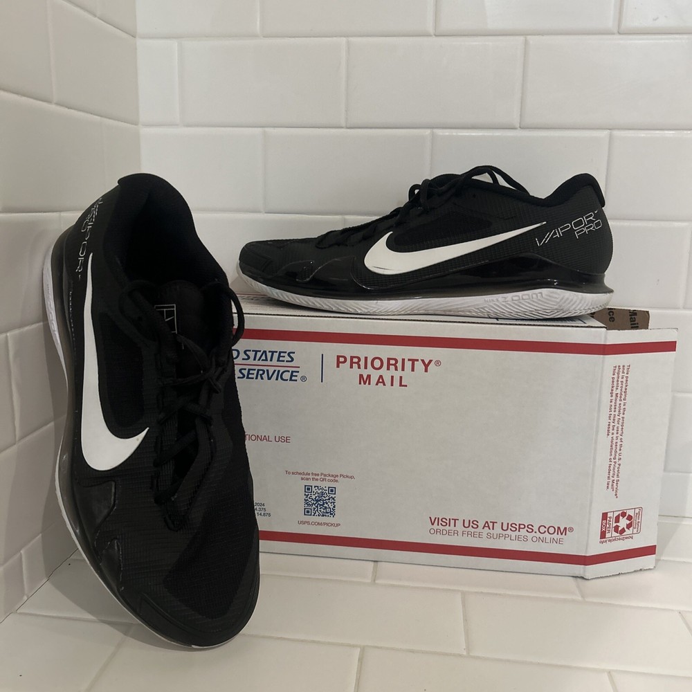 Mens Size 11.5 - NikeCourt Air Zoom Vapor Pro Black-White HC Tennis Shoe