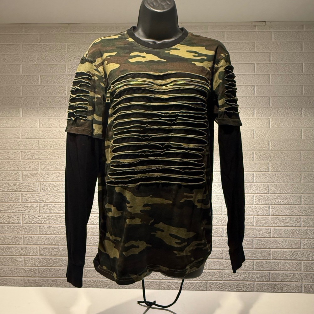 Carbon Camo Distressed Long Sleeve Tee Mens Medium Layered Style