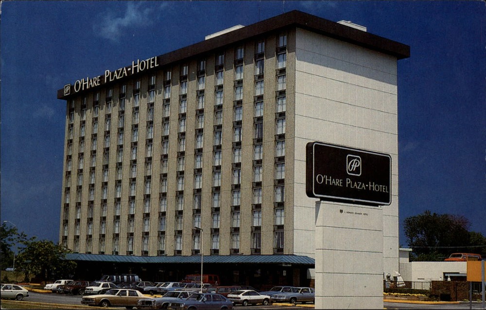 O'Hare Plaza Hotel Chicago Illinois vintage cars ~ 1970s postcard