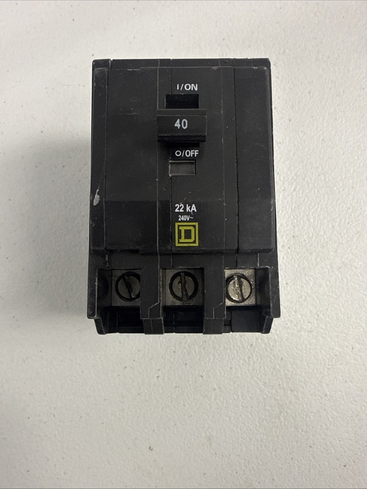 Square D QOB340VH 3 Pole 40 Amp 240V 22kA  Bolt-On Circuit Breaker