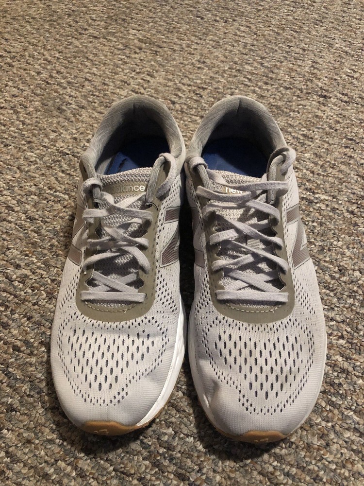 New Balance Womens Gray Size 9.5 B Fresh Foam Sneakers