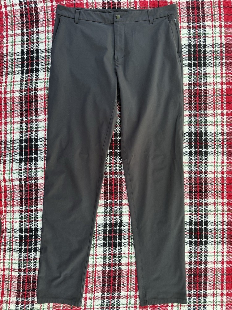 Lululemon Men's ABC Pants in a slim fit Color Black Size 36x34 no tags