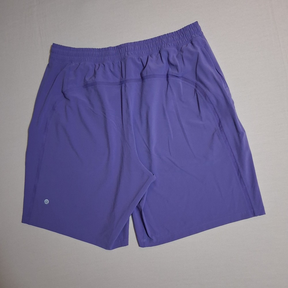 Blue Lululemon Pace Breaker Shorts / Blue Lululemon Shorts Mens XL