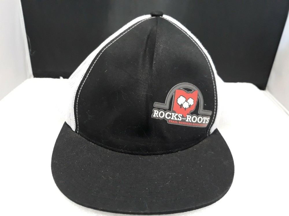 Rocks And Roots Trail Runners Association Black mesh Snapback Hat