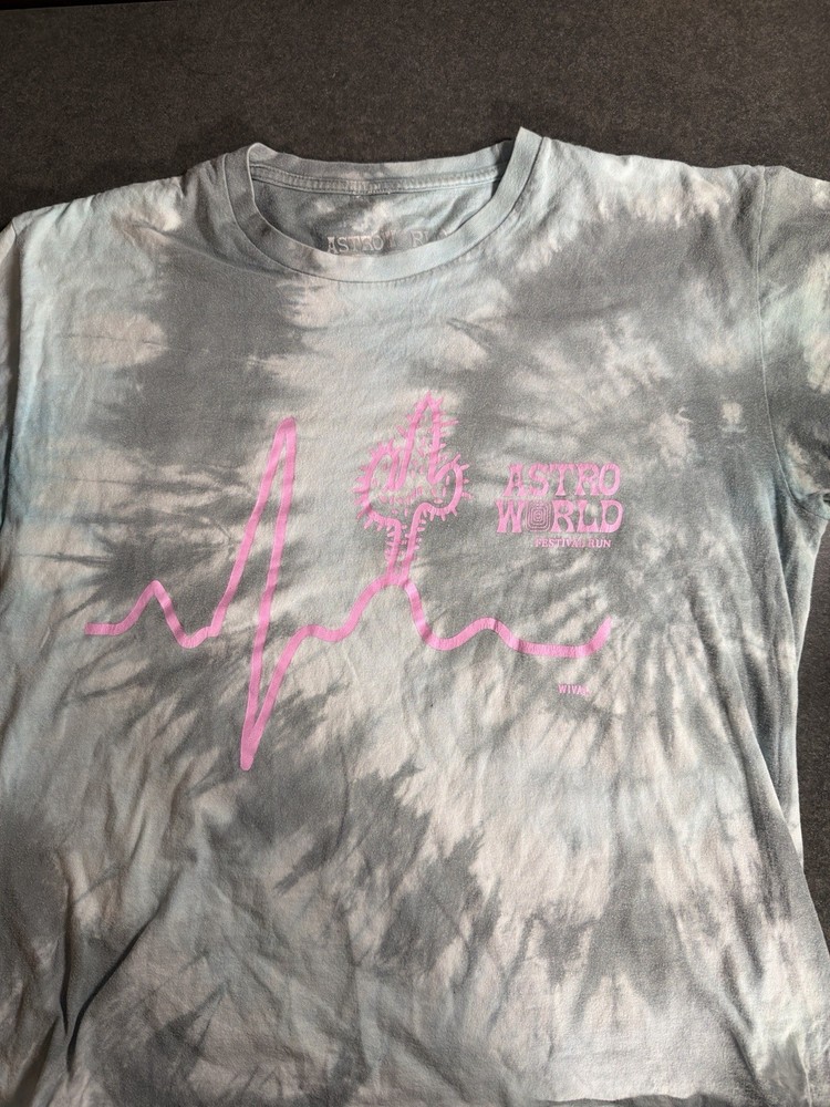 Astroworld Travis Scott Festival Run  Tie Dye shirt Size Large