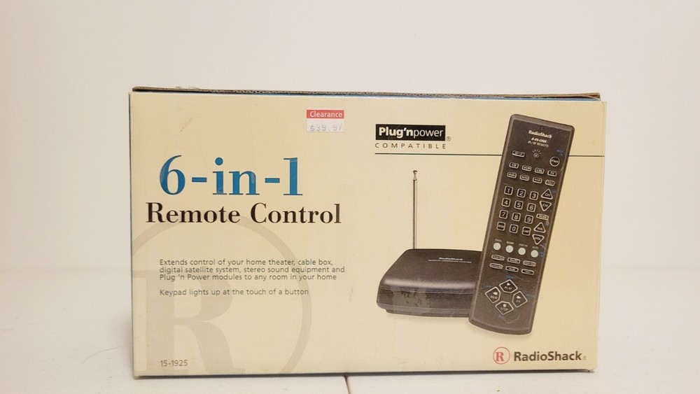 Radio Shack 6-In-1 IR / RF Universal Remote Control / 15-1925 - New in Box