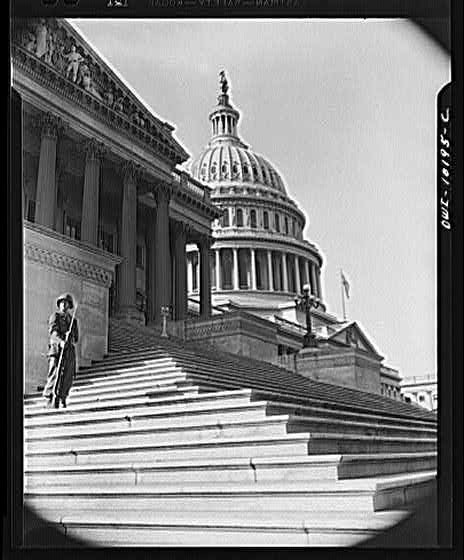 Photo:U.S. Capitol Washington DC 1900s Dome Steps Child Photograph