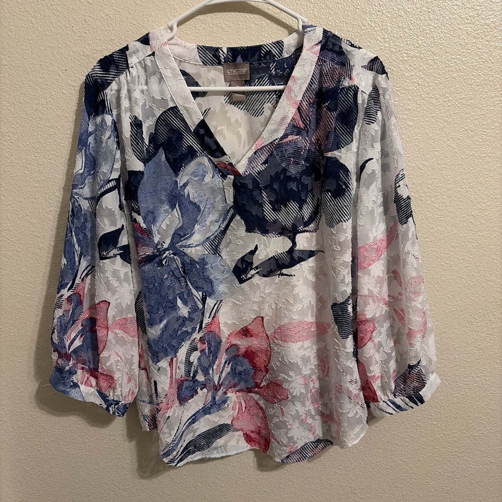 Chicos Sheer Large Scale Floral 3/4 Length Sleeve Size 2