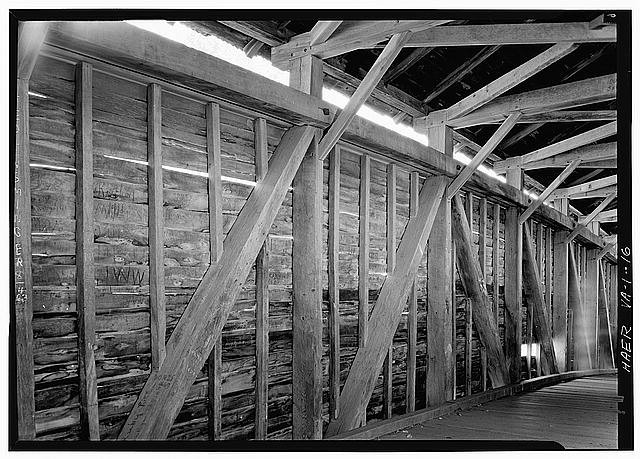 Photo:Humpback Covered Bridge Virginia Interior Truss 1900s Covered Bridge