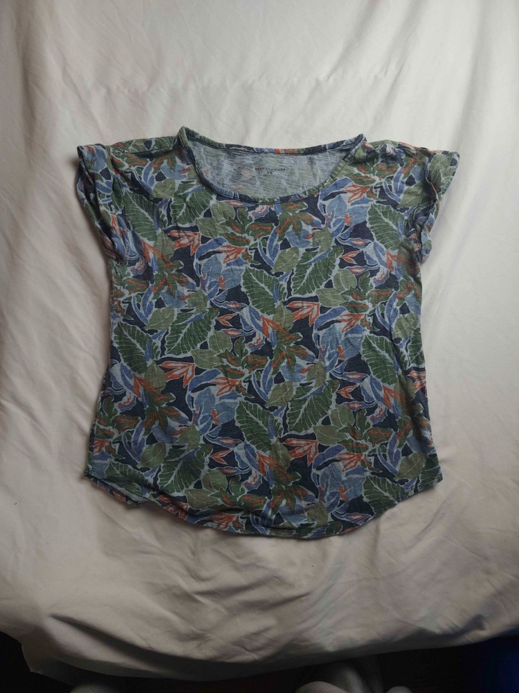 LL Bean Signature Shirt Womens Size XS Green Blue Leaf Print Cap Sleeve Casual