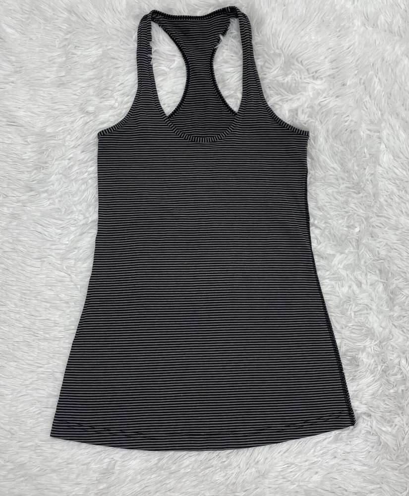 Lululemon Tank Top Women’s Size 8 Black Gray Stripe Sleeveless Athletic Shirt