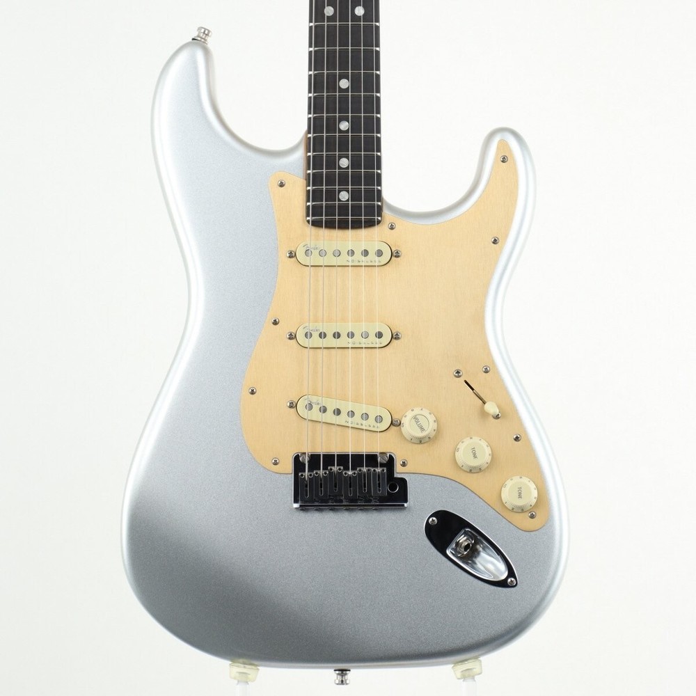 Fender American Ultra Stratocaster Quick Silver 2022 electric guitar