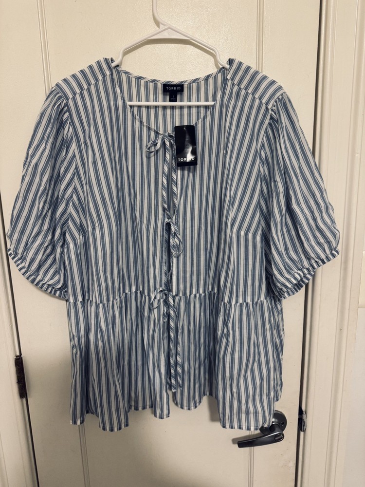 NWT Torrid Cotton Puff Sleeve Tie Front Blouse Sunday Stripe Cloud Dancer Sz 1X