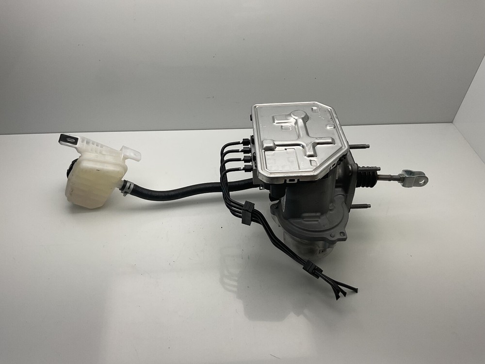 2022-2025 HYUNDAI IONIQ 5 BRAKE MASTER CYLINDER ABS PUMP ELECTRIC BOOSTER 2K-image