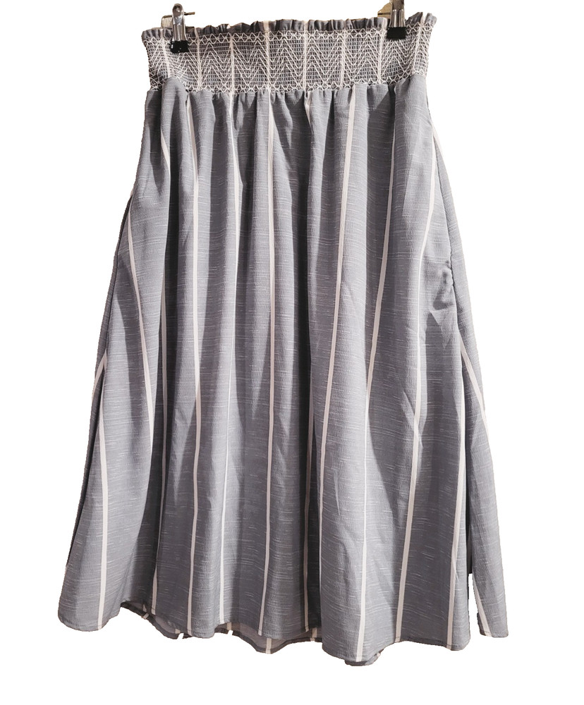 Flint & Moss New York Women’s White & Gray Stripes Skirt Size Large