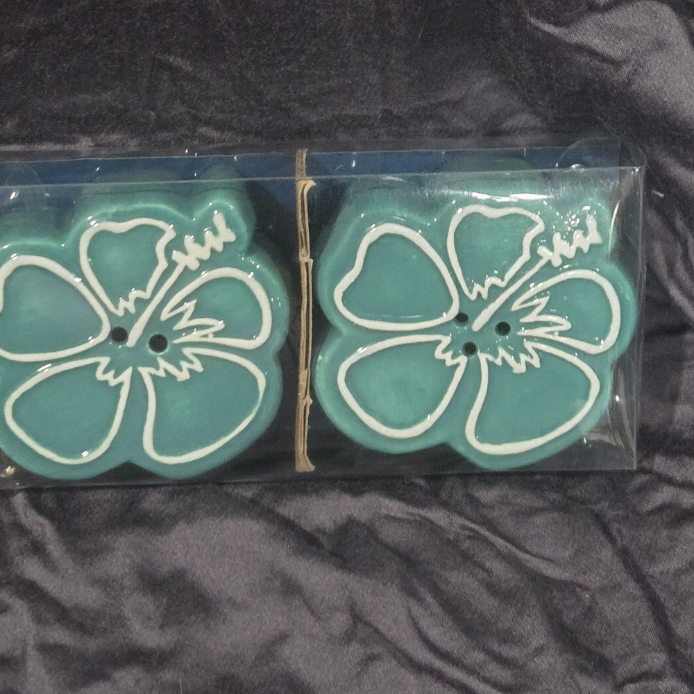 Jimmy Buffett Margaritaville Salt & Pepper Shaker Set Coastal Hibiscus Flower