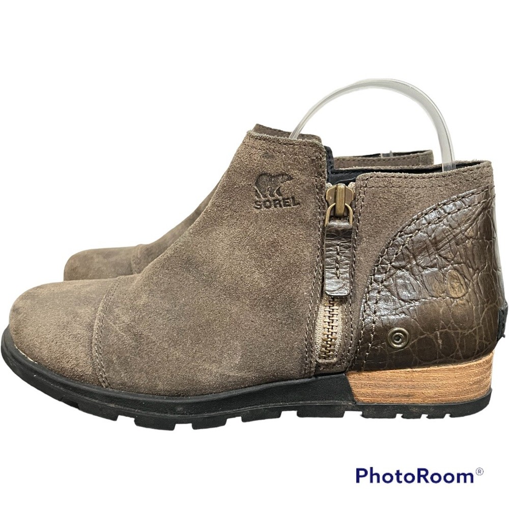 Sorel Major Light Olive Green Booties Womens Size 8 Waterproof Comfort