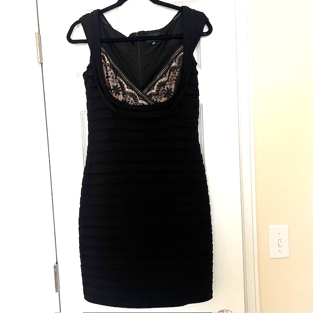 Adrianna Papell Sheath Dress Women's Size 8 Black Pleated Lace Insert Sleeveless