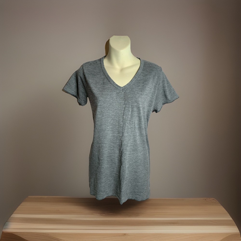Danskin Now Women's Athletic Short Sleeve T-shirt Gray Size m Nwot