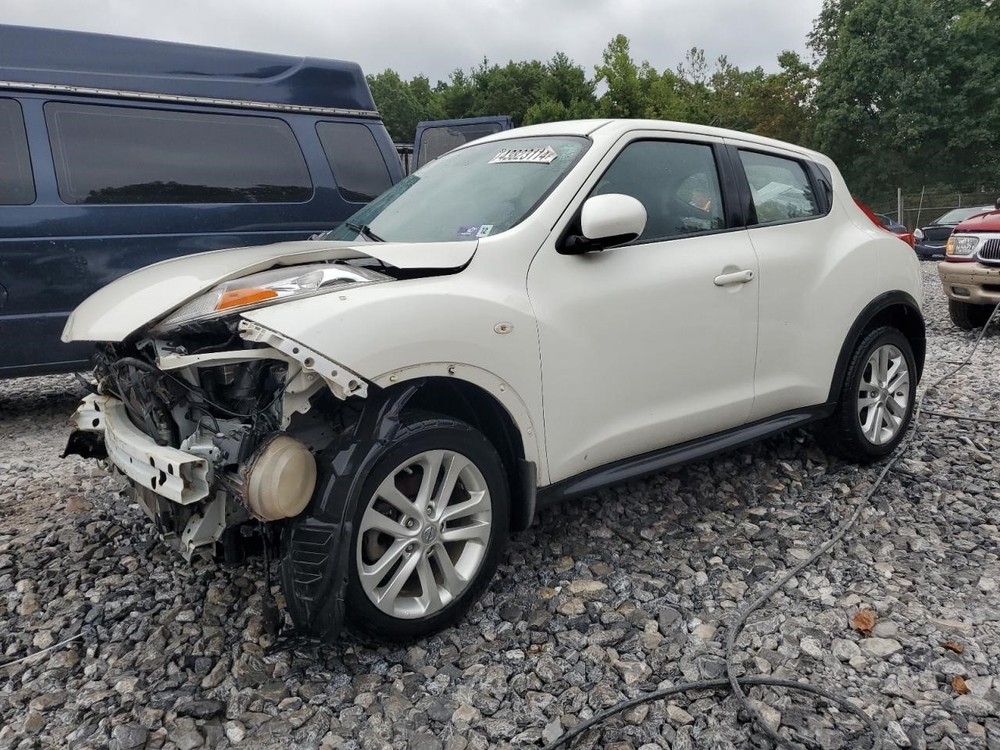 Used Left Door Mirror fits: 2013 Nissan Juke Power moulded in color front cover