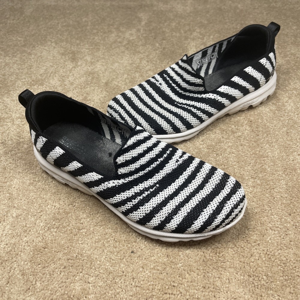 Skechers Ultra Go Walk Women 6.5 Zebra Black White Performance Comfort Slip On