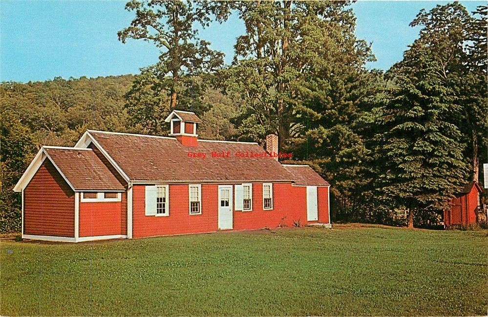 CT, Gaylordsville, Connecticut, Little Red School House