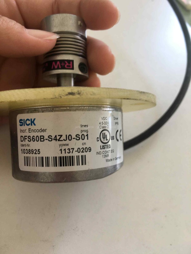 1PCS 100% test DFS60B-S4ZJ0-S01 Have warranty (DHL or Fedex shipping)
