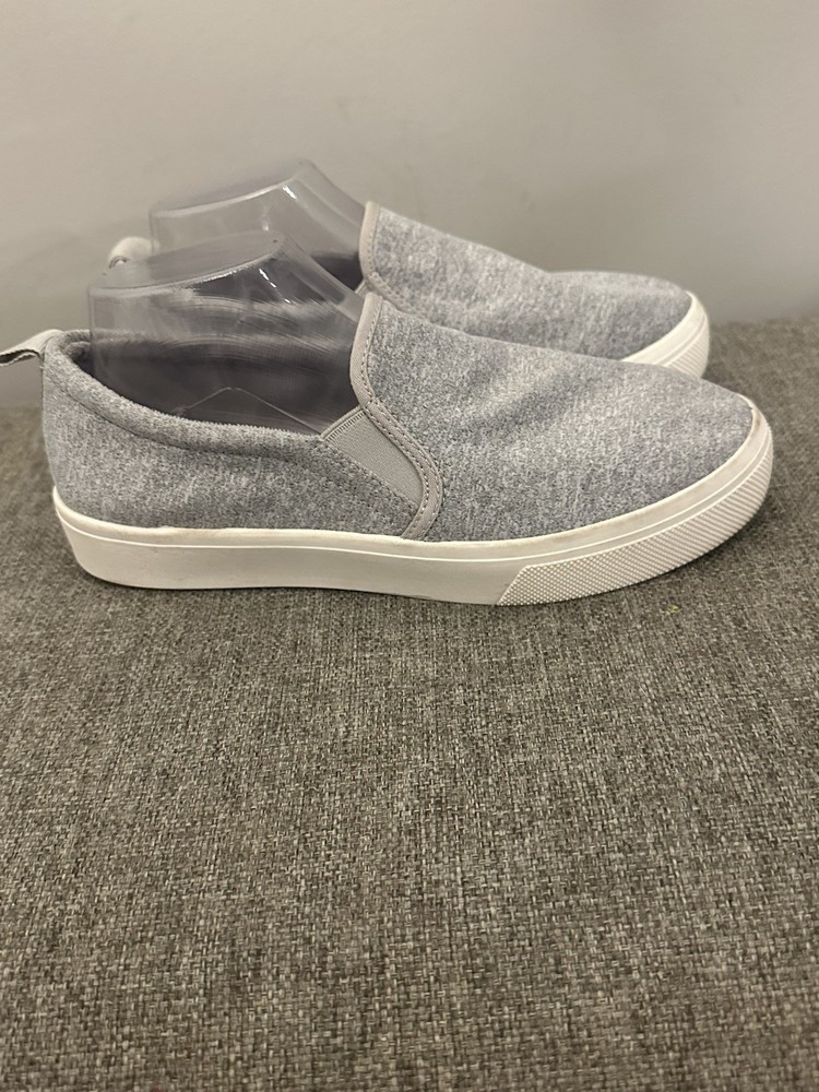 Skechers Women’s Gray Slip On Sneaker Size 8.5