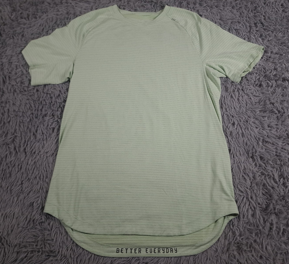 Lululemon Drysense Shirt Mens Small Green Short Sleeve Activewear Gym Stretch