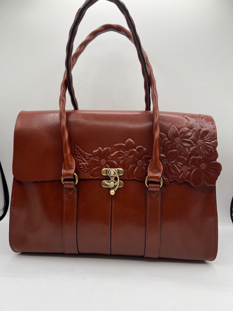 NWT Patricia Nash 