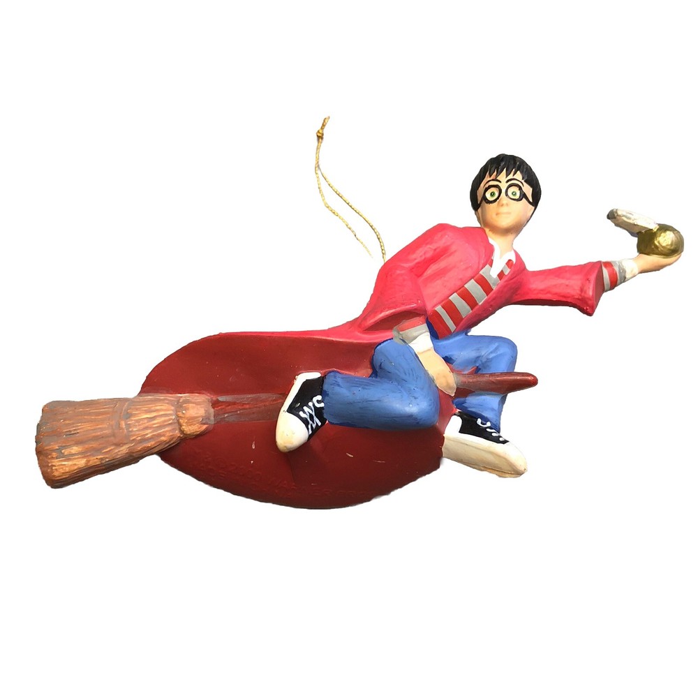 Harry Potter Catches Golden Snitch Holiday Ornament Vintage 2000 Warner Bros