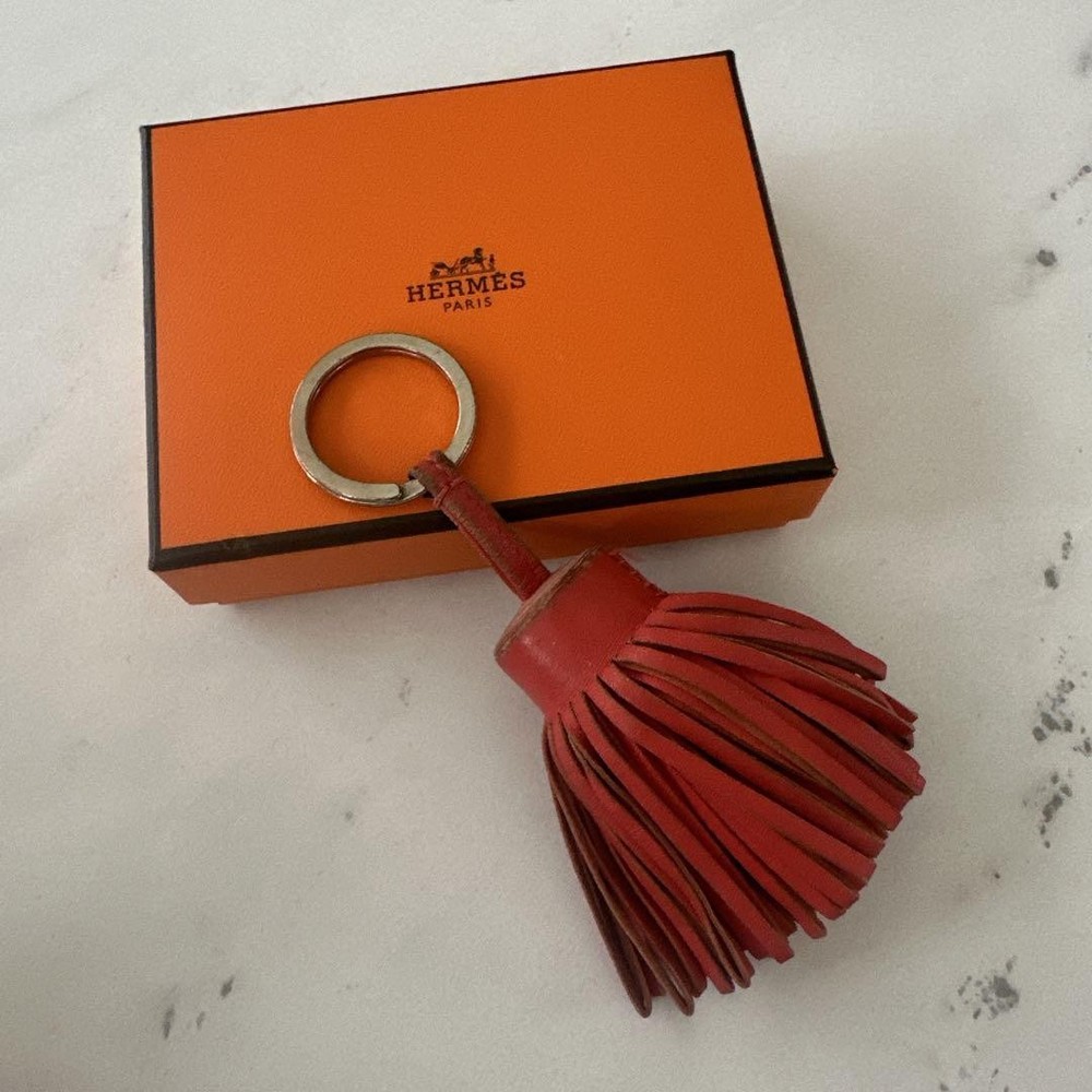 Hermes Carmen Key Charm Ring Orange