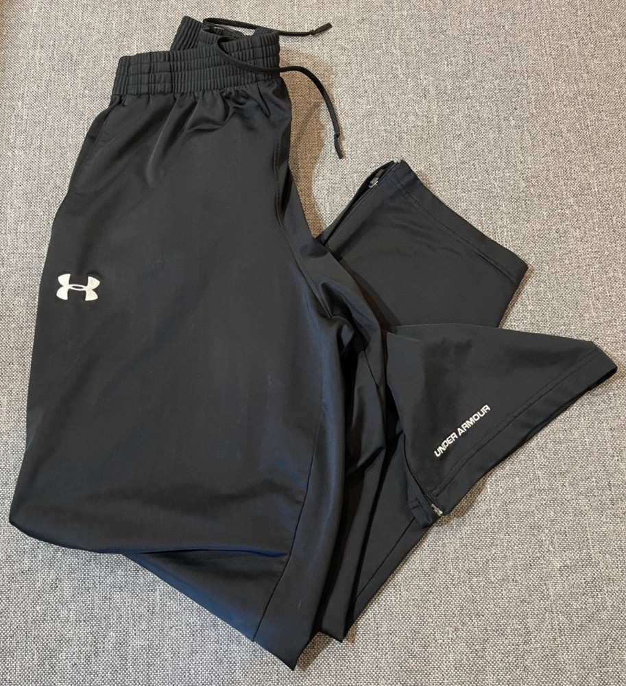Under Armour Track Pants Athletic Loose with zip anckles Mens Medium