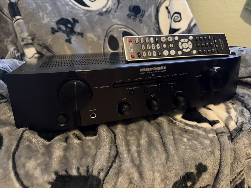 MINT Marantz PM6007 Integrated Amplifier w/ Built-In DAC