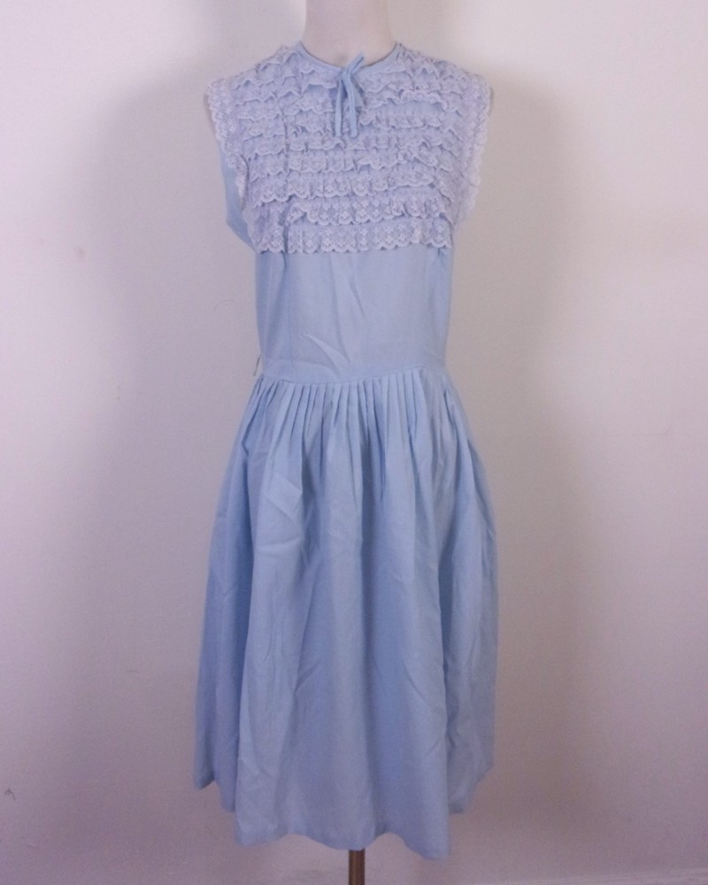 vintage 50s 60s Baby Blue Crepe Dress Lace Bodice A-Line Circle Bombshell 8