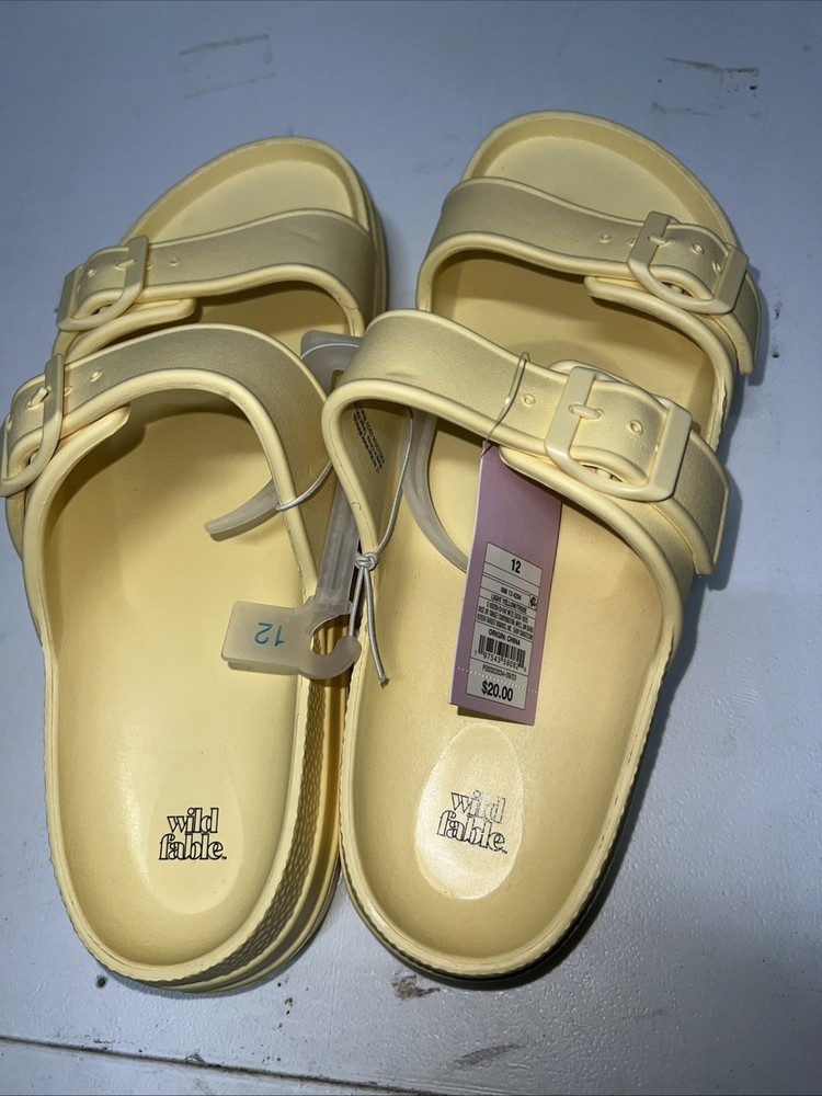 Wild Fable Light Yellow Trixie Two Strap Sandals Size 11 * NEW
