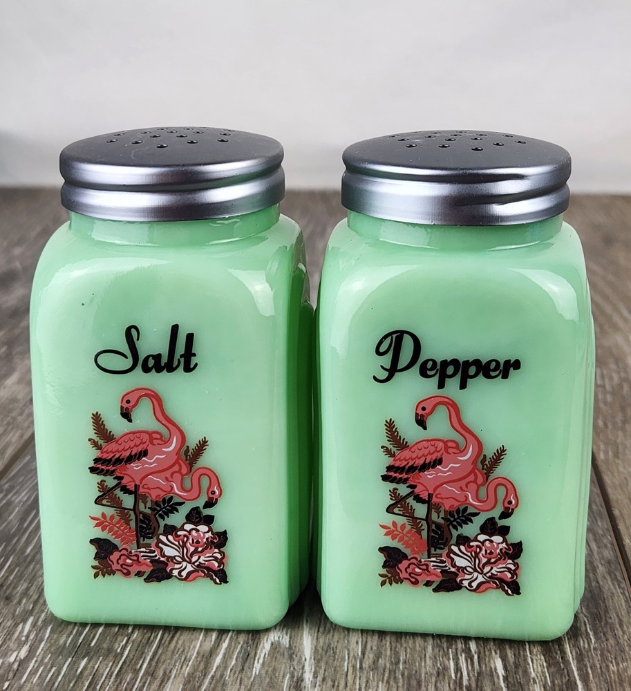 Jadeite Green Milk Glass Flamingo Salt & Pepper Shakers - Retro Kitchen Decor