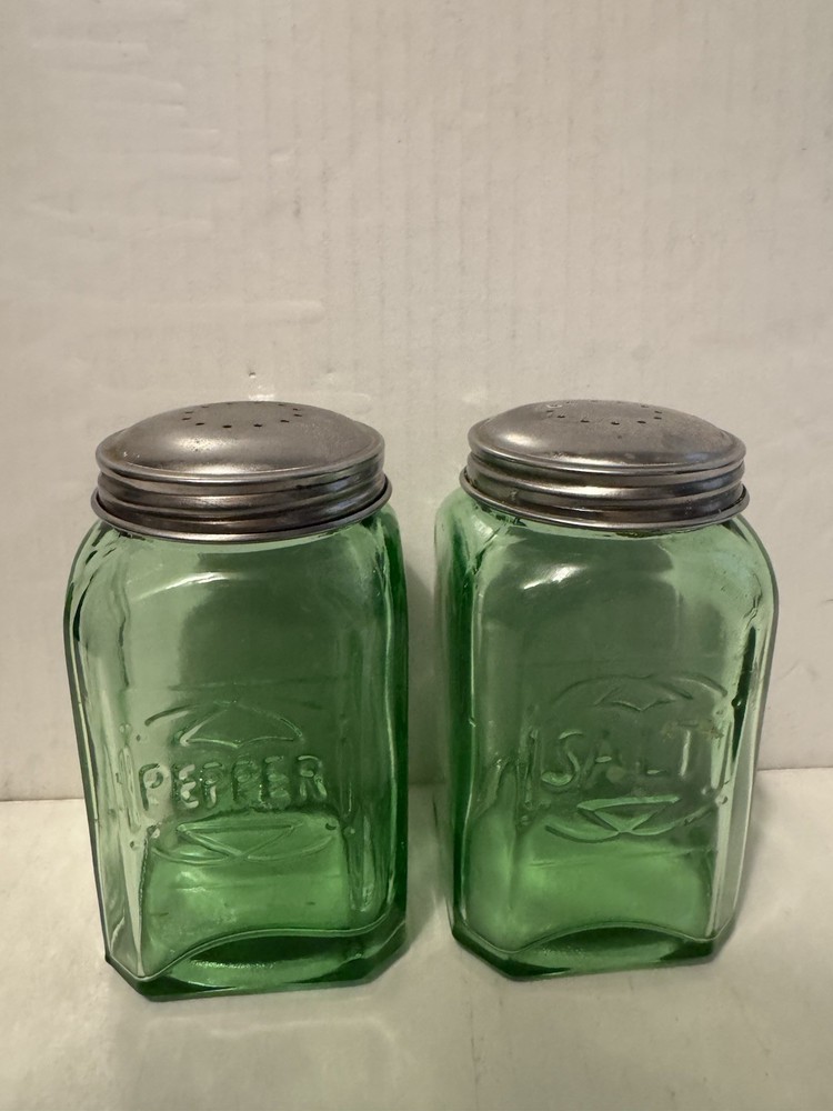 Vintage Green Glass Embossed Salt & Pepper Shakers With Lids Great Condition