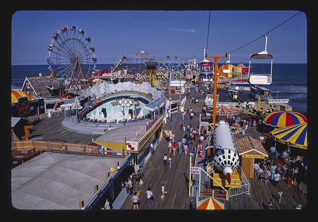 Photo:Rides above, Seaside Heights, New Jersey