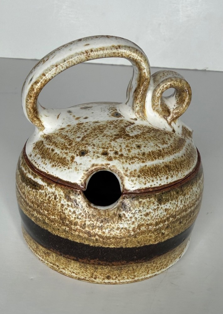 Small Hand Thrown Art Pottery Sugar Dish With Lid Artist Signed - P14B1